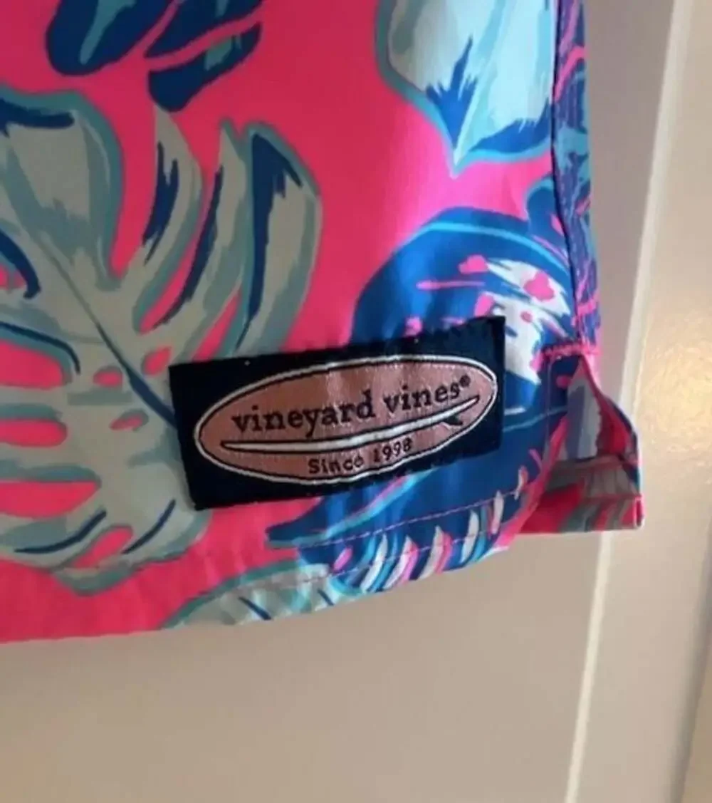 Vineyard Vines Boys Large Chappy Swim Trunks